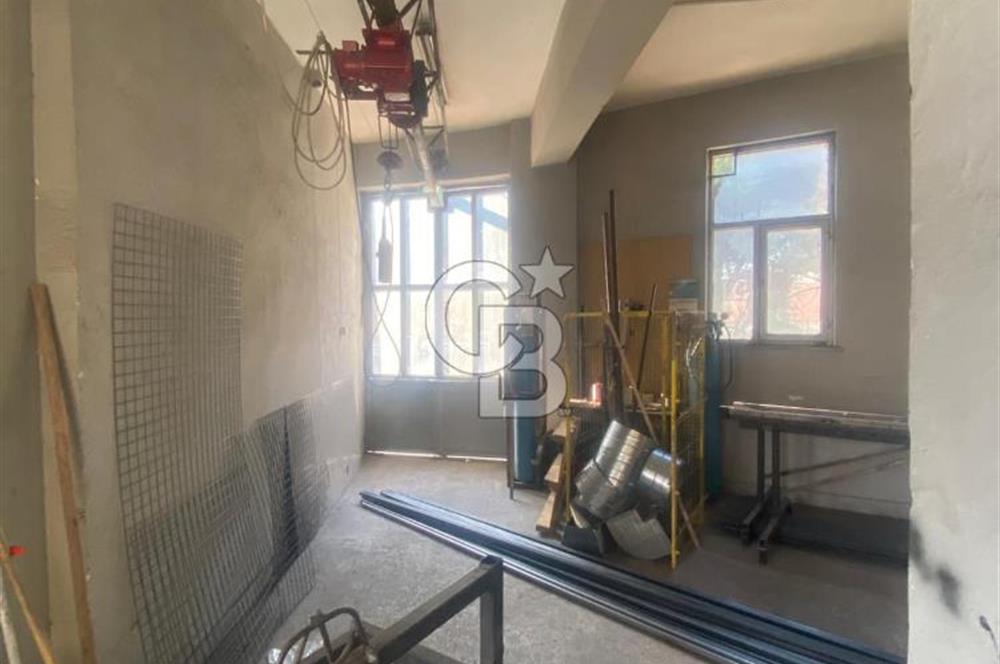 KÜÇÜKBALIKLIDA CADDE ÜZERİ 4 KATLI SATILIK ATÖLYE