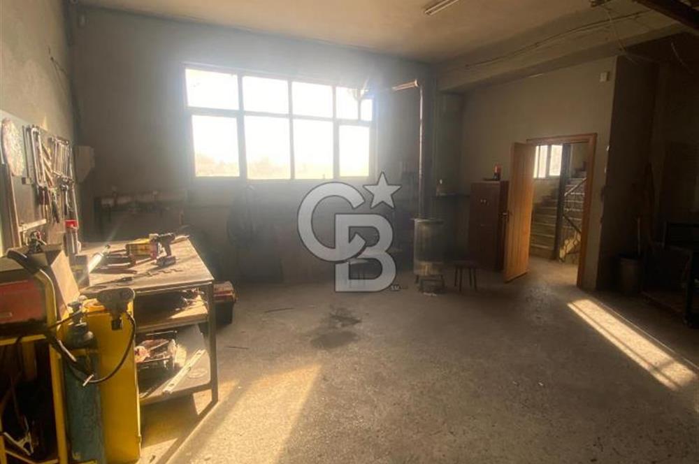 KÜÇÜKBALIKLIDA CADDE ÜZERİ 4 KATLI SATILIK ATÖLYE