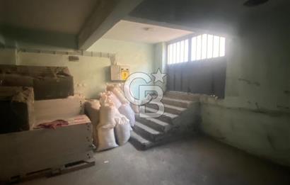 KÜÇÜKBALIKLIDA CADDE ÜZERİ 4 KATLI SATILIK ATÖLYE