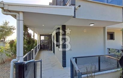 Akbükte Kiralık Deniz Manzaralı 3+1 Bahçe Tripleks