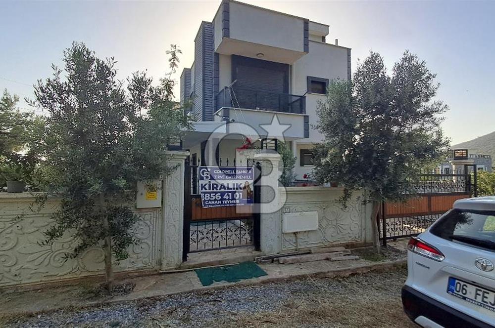 Akbükte Kiralık Deniz Manzaralı 3+1 Bahçe Tripleks