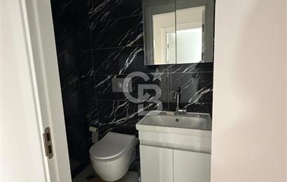 İSTASYON CADDESİ'NDE OTURUMA HAZIR MODERN 1+1 KİRALIK OFİS