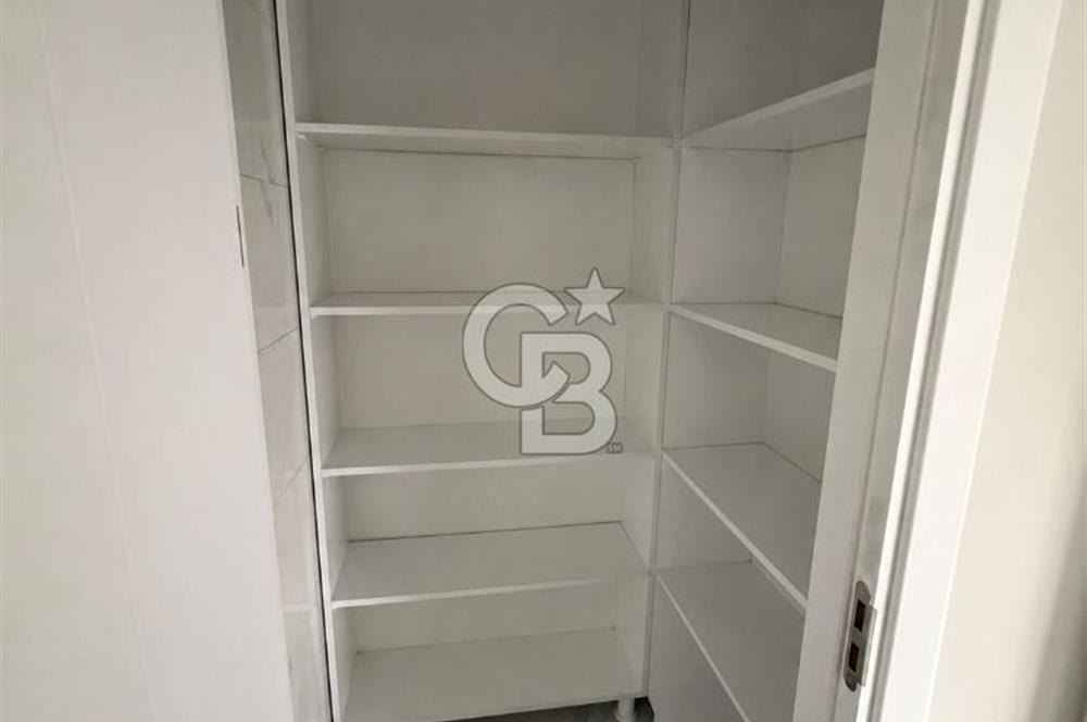 İSTASYON CADDESİ'NDE OTURUMA HAZIR MODERN 1+1 KİRALIK OFİS