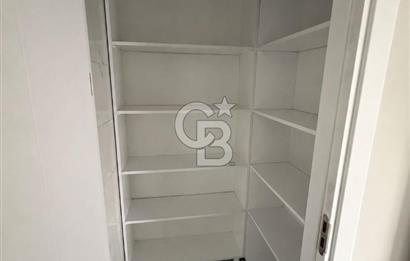 İSTASYON CADDESİ'NDE OTURUMA HAZIR MODERN 1+1 KİRALIK OFİS
