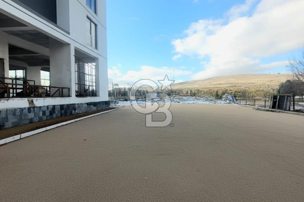 DİAMOND YAŞAMKENT 'TE GENİŞ BAHÇE ALANLI 180 m2 DÜKKAN