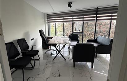 İSTASYON CADDESİ'NDE OTURUMA HAZIR MODERN 1+1 KİRALIK OFİS