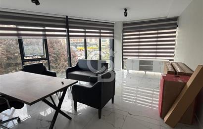 İSTASYON CADDESİ'NDE OTURUMA HAZIR MODERN 1+1 KİRALIK OFİS
