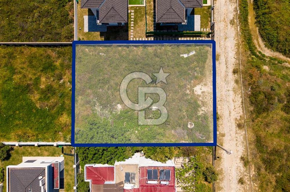 çeşme çiftlik mahallesi’nde denize yürüme mesafesinde satılık premium arsa