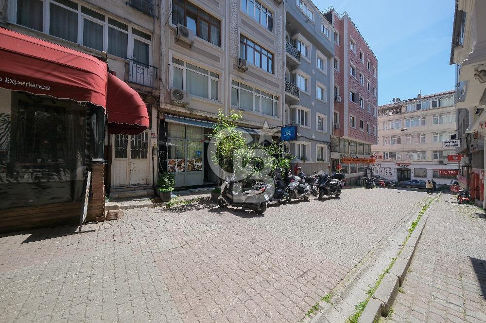 FATİH FEVZİPAŞA CADDESİNE 40M MESAFEDE SATILIK 2 KATLI DÜKKAN