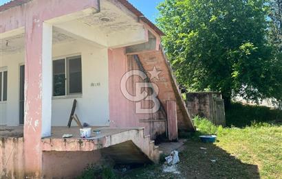 MUĞLA KÖYCEĞİZ ZEYTİNALANI MAHALLESİNDE KARGİR EV VE AVLUSU