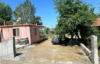 MUĞLA KÖYCEĞİZ ZEYTİNALANI MAHALLESİNDE KARGİR EV VE AVLUSU