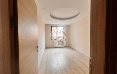 Burhaniye merkezinde 3+1 140m2 ebeveyn banyolu kiralık daire 