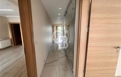 Burhaniye merkezinde 3+1 140m2 ebeveyn banyolu kiralık daire 