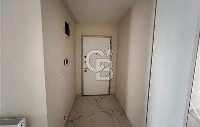 Burhaniye merkezinde 3+1 140m2 ebeveyn banyolu kiralık daire 
