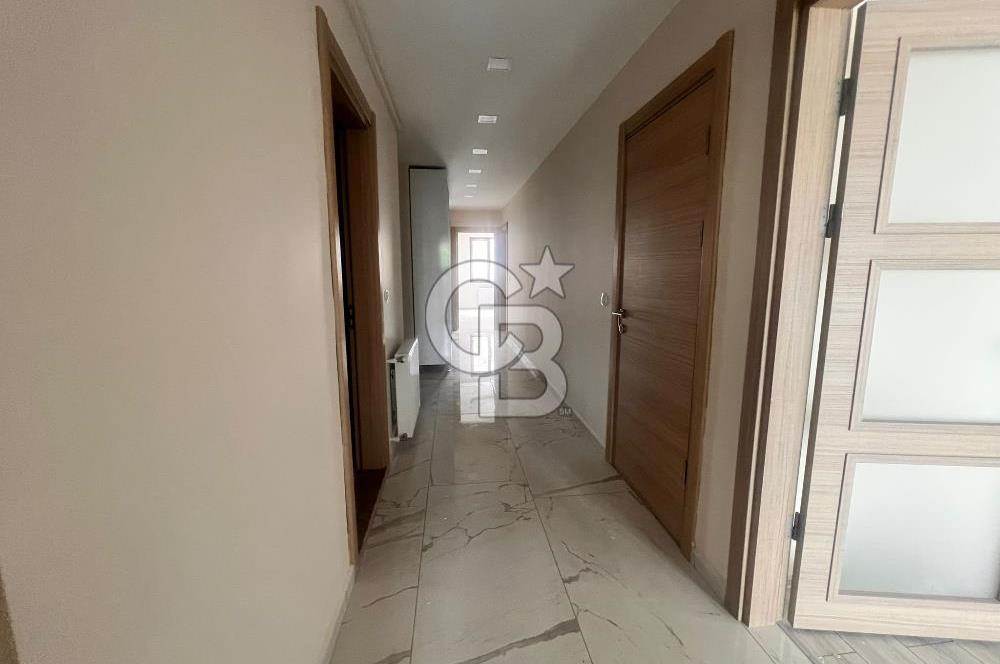 Burhaniye merkezinde 3+1 140m2 ebeveyn banyolu kiralık daire 