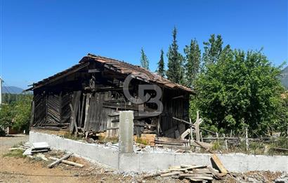 MUĞLA KÖYCEĞİZ ZEYTİNALANI MAHALLESİNDE KARGİR EV VE AVLUSU