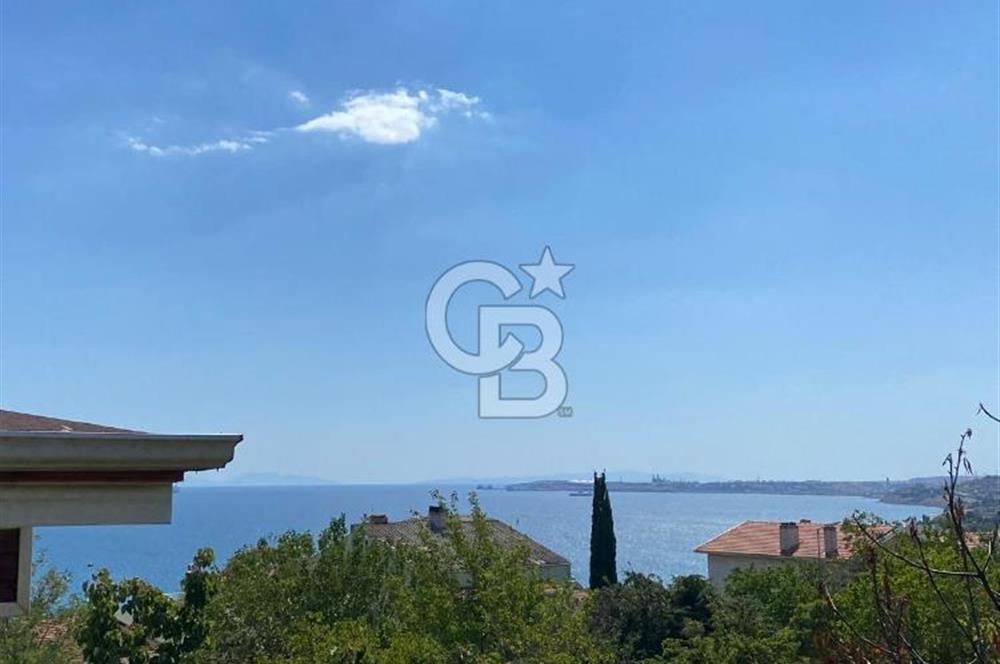 GÜMÜŞYAKA'DA SİTE İÇERİSİNDE DENİZ MANZARALI 3+1 DUBLEKS VİLLA