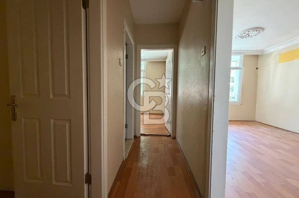 KARŞIYAKA LİSESİ ÖNÜ&İZBAN YAKINI 2+1 ARA KAT BALKONLU DAİRE