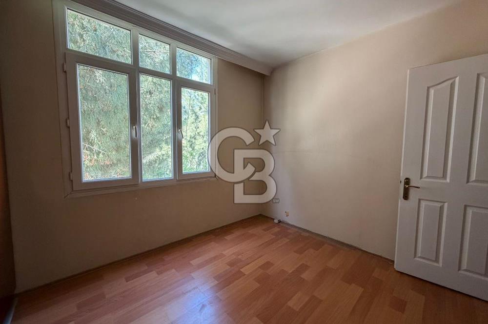 KARŞIYAKA LİSESİ ÖNÜ&İZBAN YAKINI 2+1 ARA KAT BALKONLU DAİRE