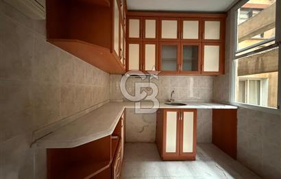 KARŞIYAKA LİSESİ ÖNÜ&İZBAN YAKINI 2+1 ARA KAT BALKONLU DAİRE