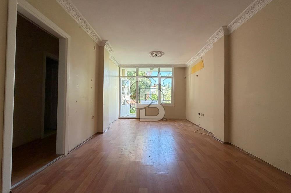 KARŞIYAKA LİSESİ ÖNÜ&İZBAN YAKINI 2+1 ARA KAT BALKONLU DAİRE