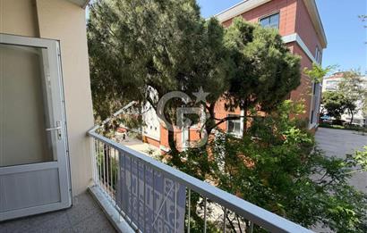 KARŞIYAKA LİSESİ ÖNÜ&İZBAN YAKINI 2+1 ARA KAT BALKONLU DAİRE