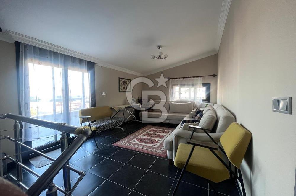 Urla Zeytinalanın da 4+1 Deniz Manzaralı Satılık Villa