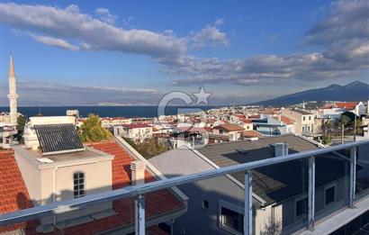 Urla Zeytinalanın da 4+1 Deniz Manzaralı Satılık Villa