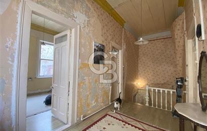 Güzelyalı da Satılık 7 Odalı Tarihi Köşk