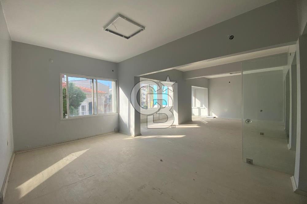Karşıyaka Çarşı da 300 M2 Kiralık İşyeri