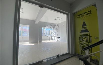Karşıyaka Çarşı da 300 M2 Kiralık İşyeri