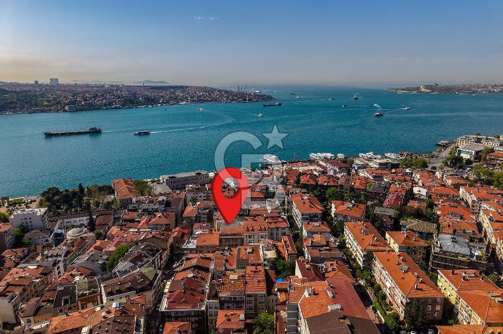 ÇIRAĞAN'DA 43M2 TERAS BAHÇELİ, OTOPARKLI, 130M2, 2+1 DAİRE