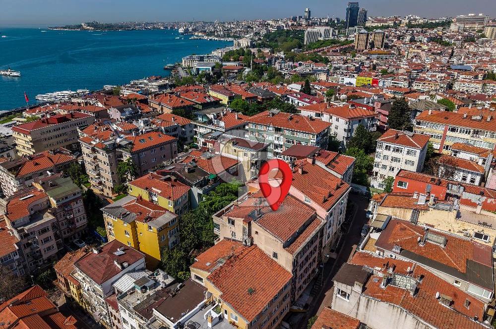 ÇIRAĞAN'DA 43M2 TERAS BAHÇELİ, OTOPARKLI, 130M2, 2+1 DAİRE