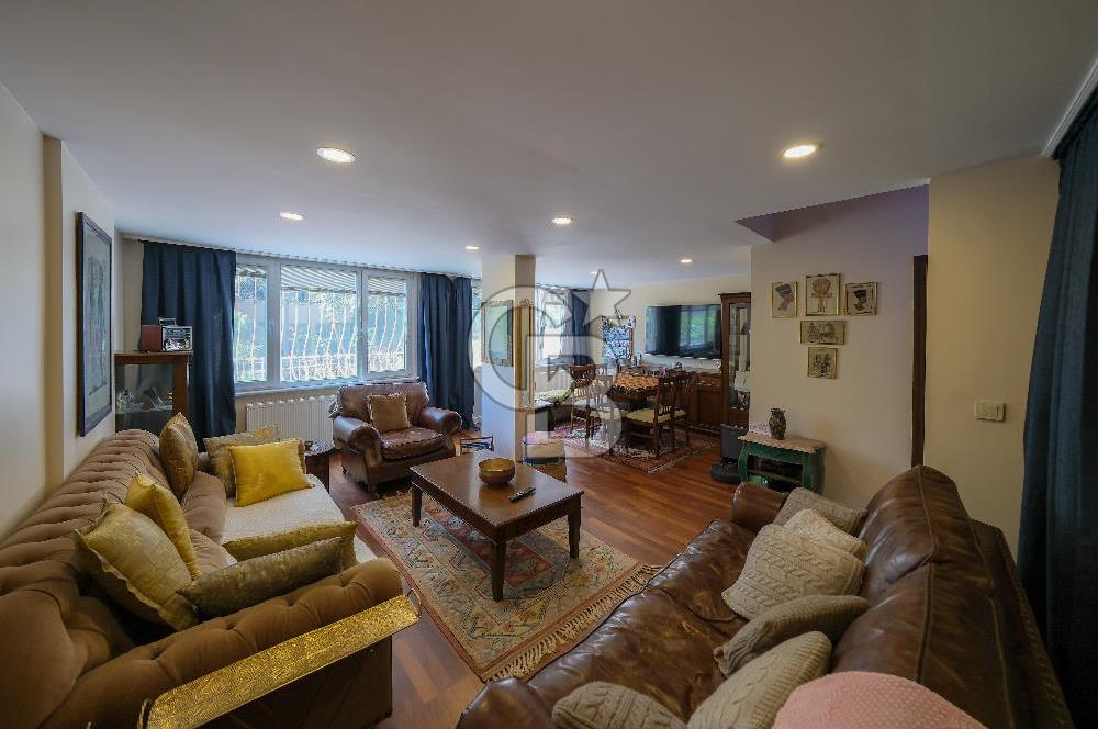 ÇIRAĞAN'DA 43M2 TERAS BAHÇELİ, OTOPARKLI, 130M2, 2+1 DAİRE