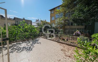 ÇIRAĞAN'DA 43M2 TERAS BAHÇELİ, OTOPARKLI, 130M2, 2+1 DAİRE
