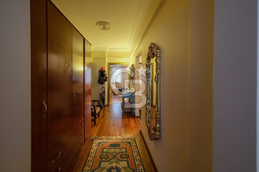 ÇIRAĞAN'DA 43M2 TERAS BAHÇELİ, OTOPARKLI, 130M2, 2+1 DAİRE