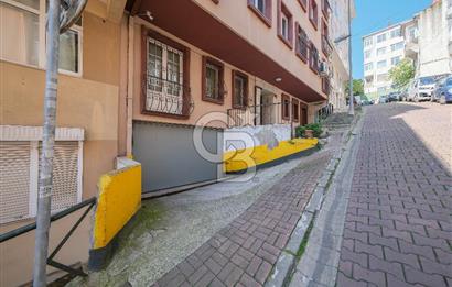 ÇIRAĞAN'DA 43M2 TERAS BAHÇELİ, OTOPARKLI, 130M2, 2+1 DAİRE