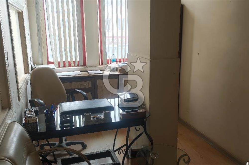 SATILIK 1. KAT POLYESTER ATÖLYESİ ÖN CEPHE ÇAMLITEPE CADDESİ