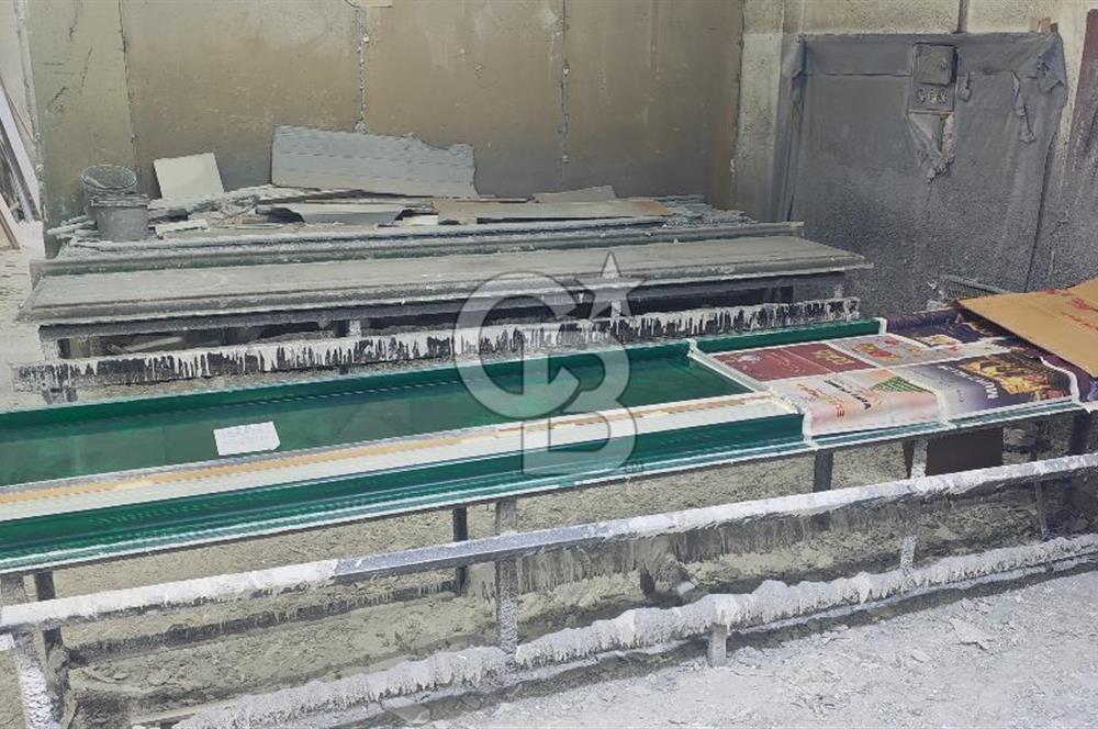 SATILIK 1. KAT POLYESTER ATÖLYESİ ÖN CEPHE ÇAMLITEPE CADDESİ
