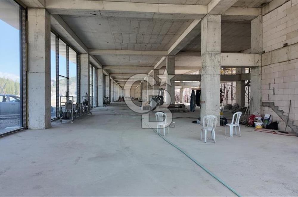 MAMAK 19 MAYIS BULVARI ÜZERİNDE 150 m² PRESTİJLİ DÜKKAN