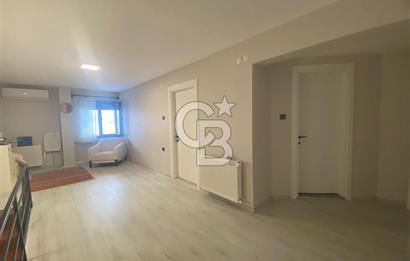 Güzelyalı’da 4+1 Bahçeli Tadilatlı Dubleks Mülk