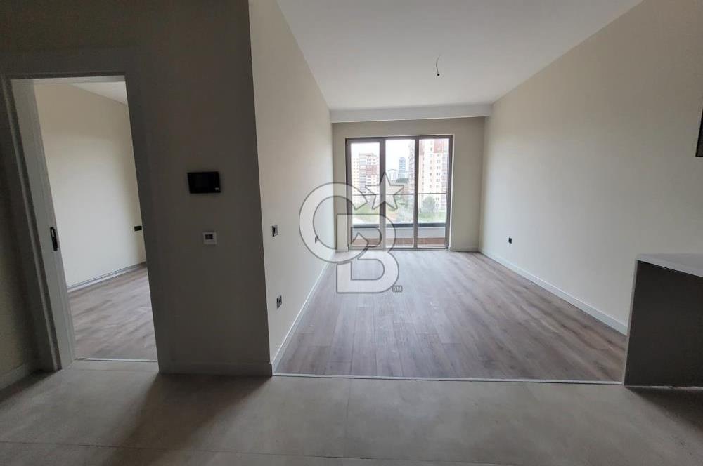 BORDO YAŞAM 'DA ÖN PEYZAJ CEPHE 7/24 GÜVENLİK K.YÜZME HAVUZU 1+1