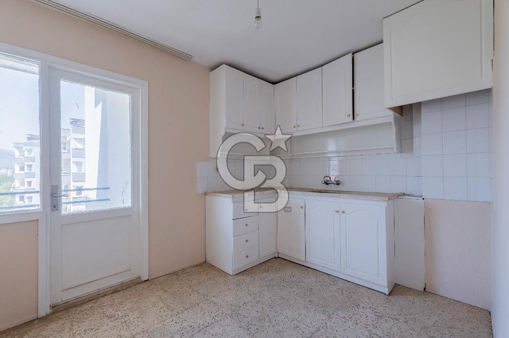 TİRE DEVLET HASTANESİ YAKINI TOPLU KONUTLARDA SATILIK 2+1 DAİRE