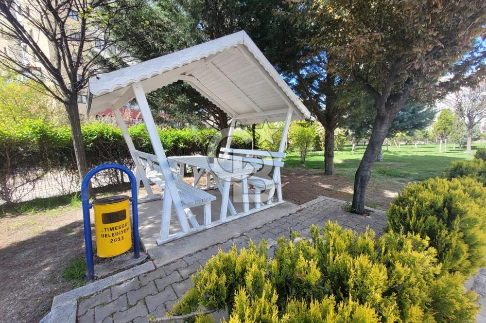 Koz Manzara Sitesi Güvenlik-Manzara-Giyinme- Çamaşır Odalı 3+1