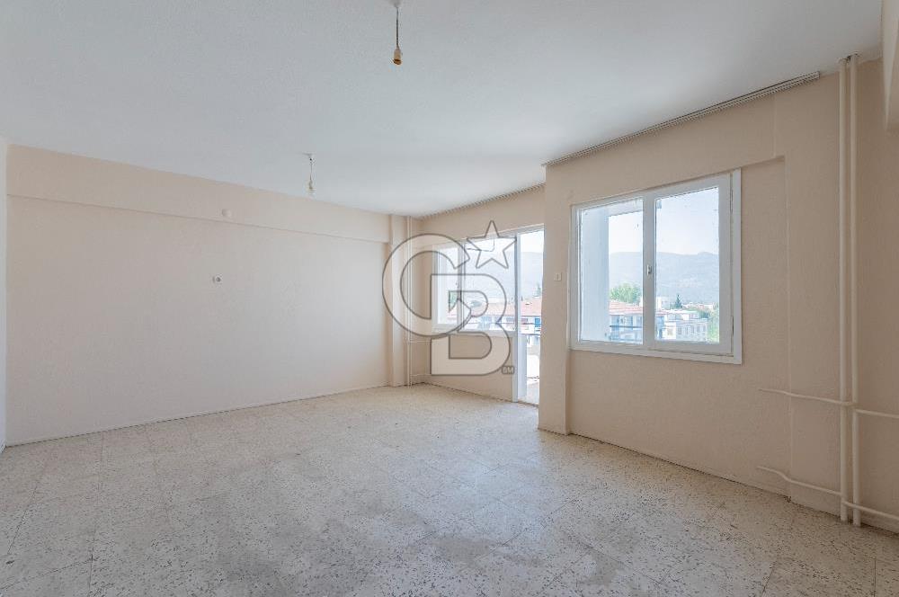 TİRE DEVLET HASTANESİ YAKINI TOPLU KONUTLARDA SATILIK 2+1 DAİRE