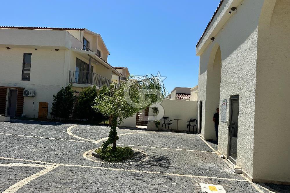 AYVALIK ALTINOVA SAYFİYE SİTESİ’NDE KİRALIK 110 m² DÜKKAN