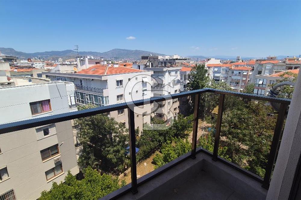 Karşıyaka Aksoy'da Yeni Binada Modern 3+1 Daire, Denize 100 M.