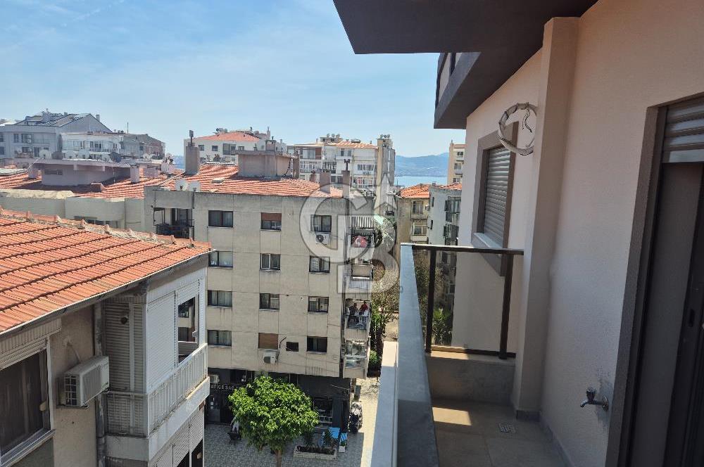 Karşıyaka Aksoy'da Yeni Binada Modern 3+1 Daire, Denize 100 M.