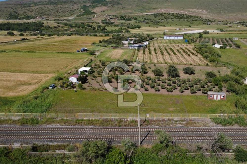 ALİAĞA HELVACIDA BAHÇE YAPMAYA UYGUN TARLA