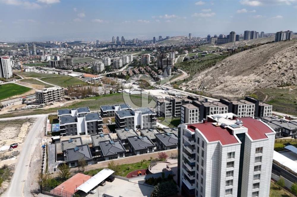 SAKA VİLLA SİTESİNDE SATILIK 6+2 VİLLA